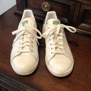 Sz 7 Adidas Stan Smith Sneakers